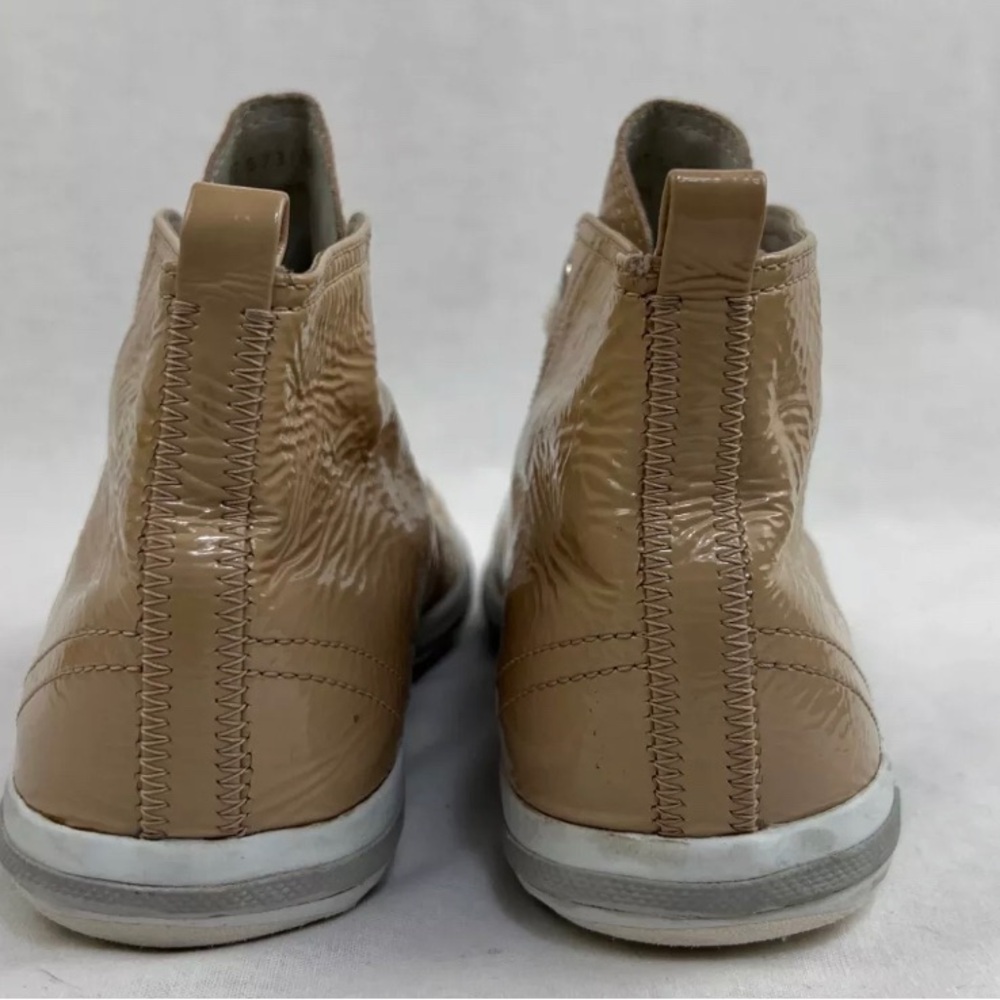 Vintage Prada sneakers! - Picture 2 of 10
